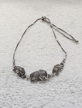ATI 925 Silver Elephant Bracelet Adjustable 5.5" to 9"